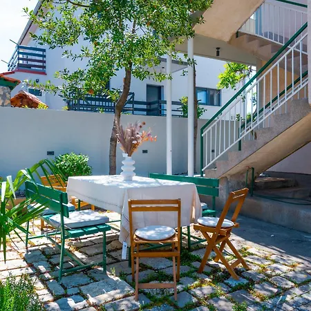 Charming Renovated Next To The Sea * Šibenik